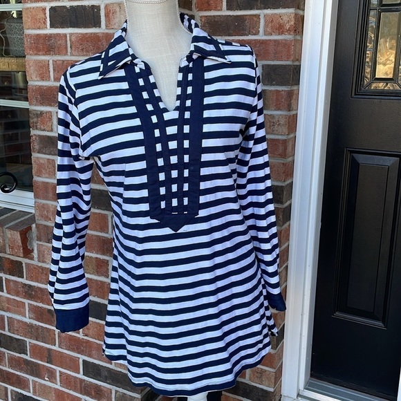 Duffield Lane Emma Tunic Top - Picture 9 of 13